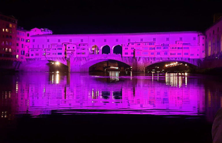 Ponte Vecchio “in rosa” con gli Spiider di ROBE lighting